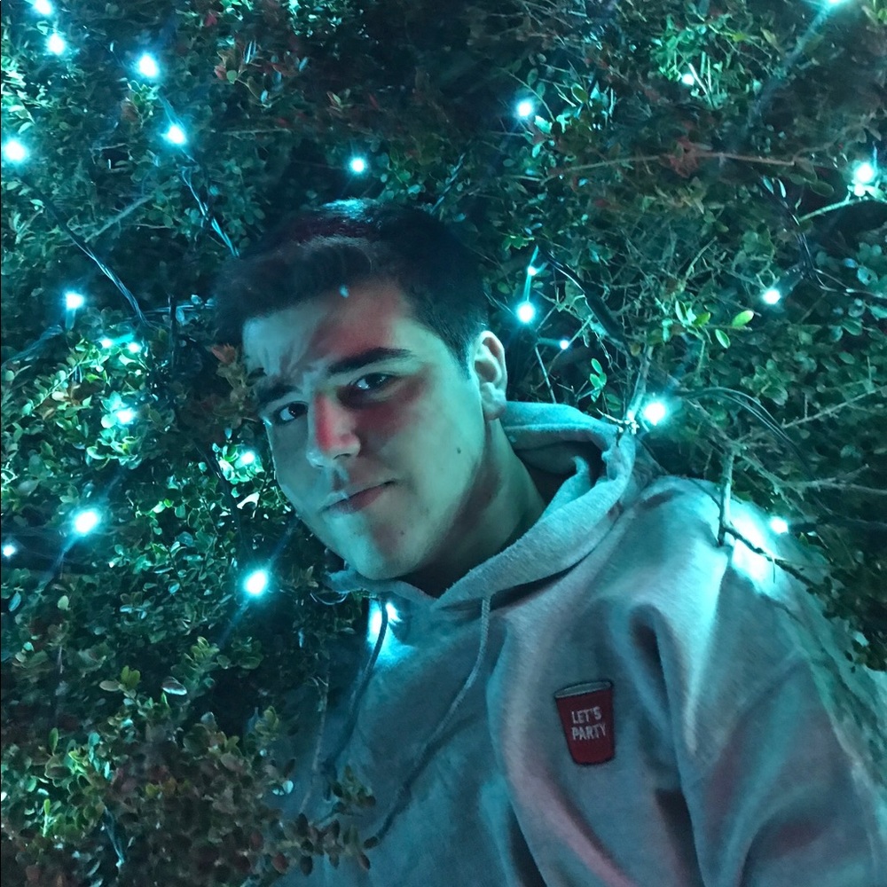 Meet your Posher, Lucas